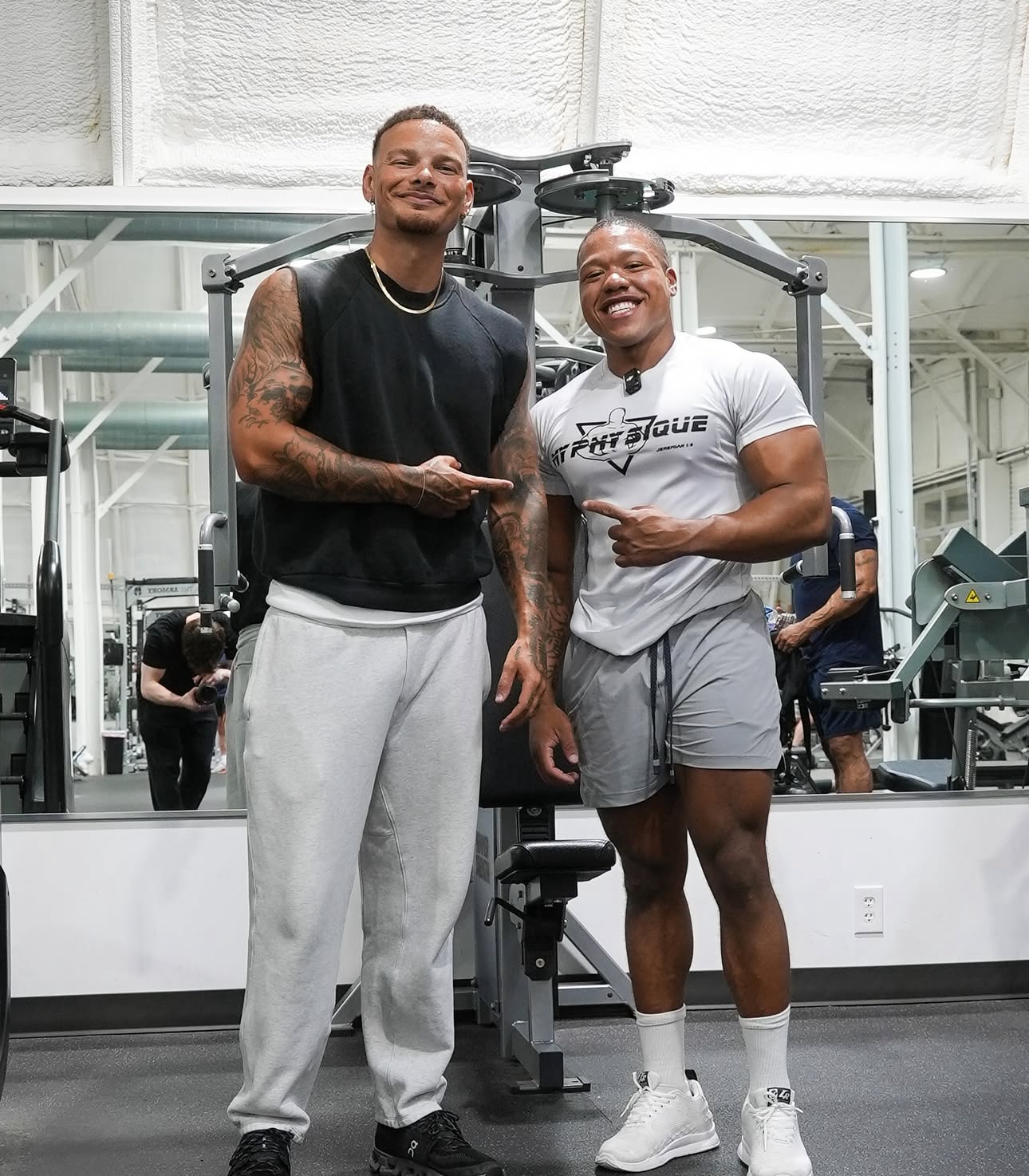 Coach Daylen with client Kane Brown in the gym